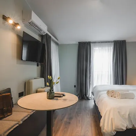 Moon 1 Apartamento *